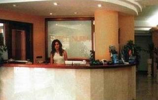 Hotel Nuria El Campello Bagian luar foto